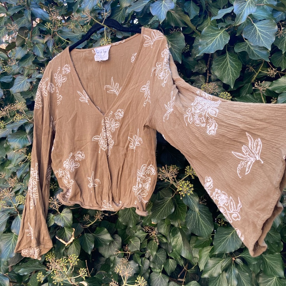 Flowy Festival Top